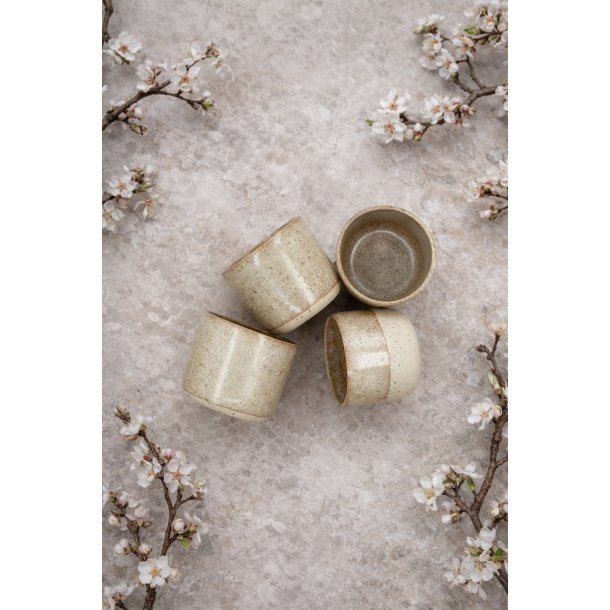 Espressokop, Sandfarvet