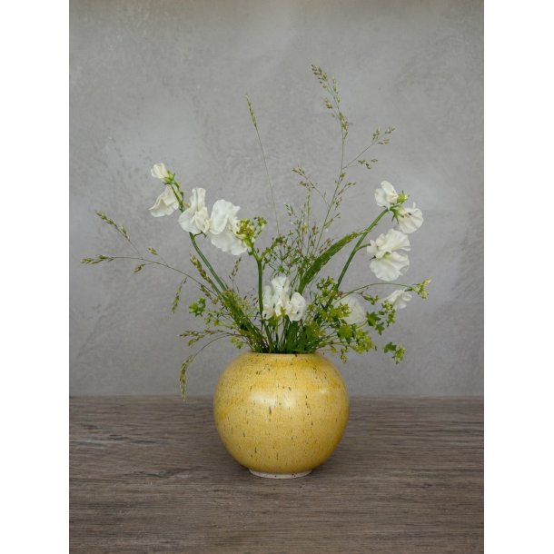 Vase, mellem, Karrygul