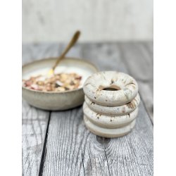 ggebger, St m. 4, Spot