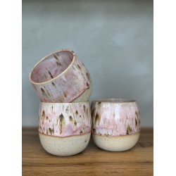 Krus u. hank, Daggry