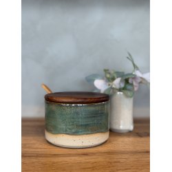 Krukke m. l�g, Gran (med hul til ske)